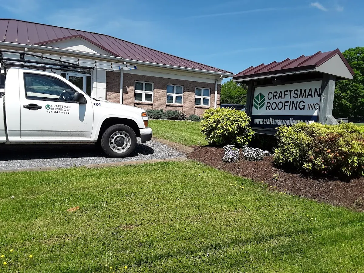 Quality Soffit & Fascia Repair by experienced craftsmen in Lavergne
